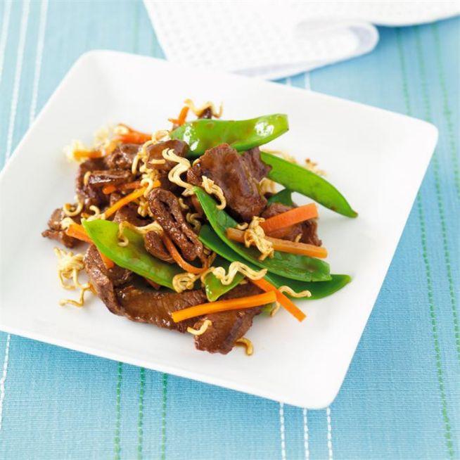 Beef and snow pea stir-fry with crunchy noodles