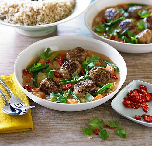 Red thai beef meatball curry