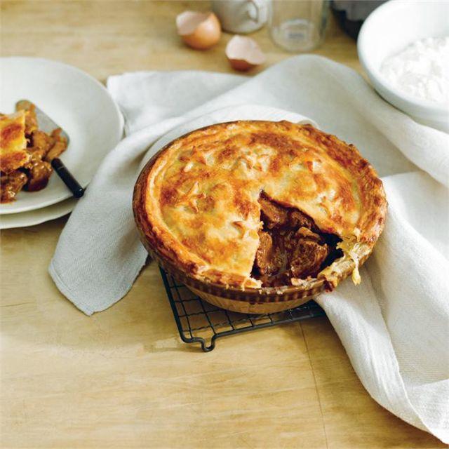 Beef and mushroom pie