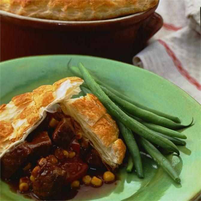 Beef hotpot pie