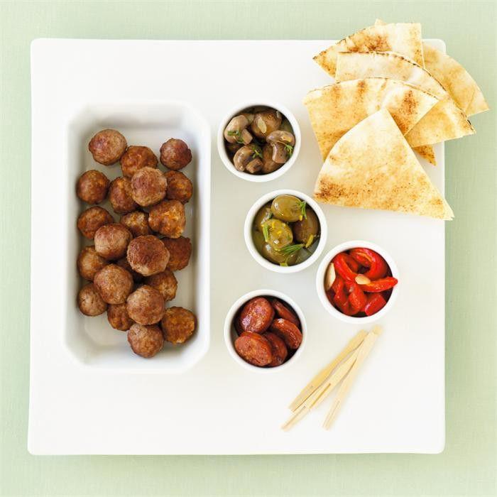 Garlicky meatballs tapas style